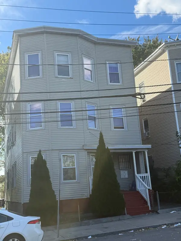39 Standish Street, Boston, MA 02124