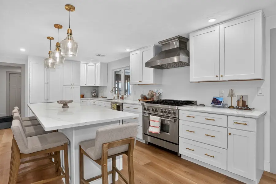 91 Hartwell Ave, Littleton, MA 01460 - #3
