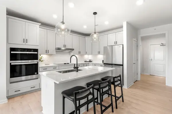 30 Coppersmith Way #411, Canton, MA 02021