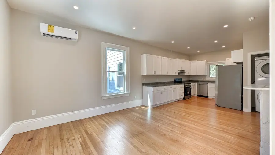 603 Woburn St #1, Wilmington, MA 01887 - #3