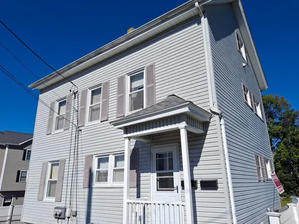 30 Riverview St, Fall River, MA 02724