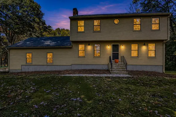 25 Granite Cir, Millville, MA 01529