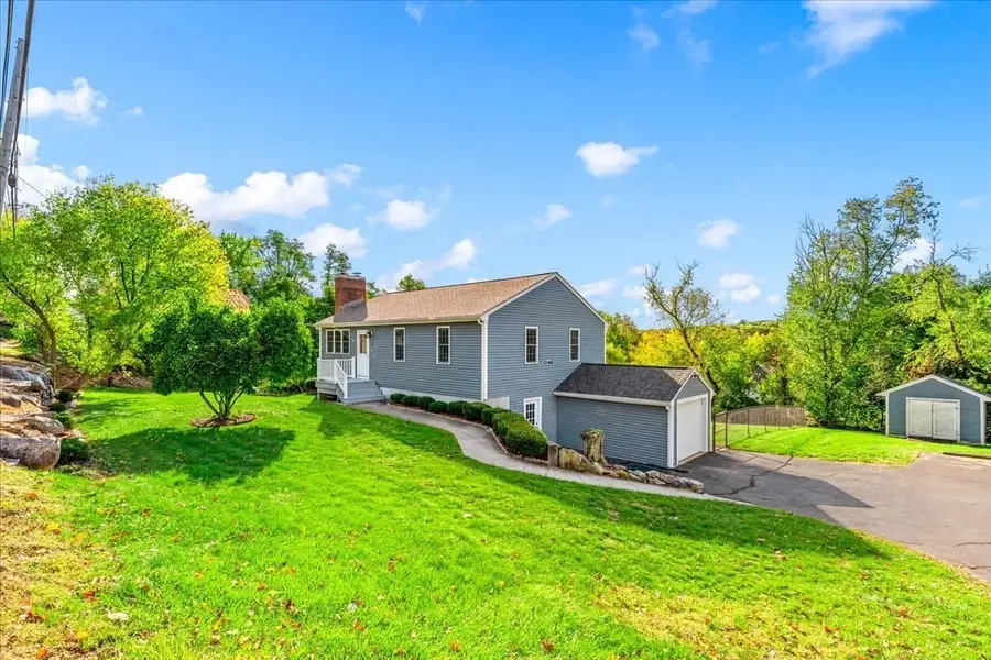 20 Lincoln St, Millville, MA 01529 - #3