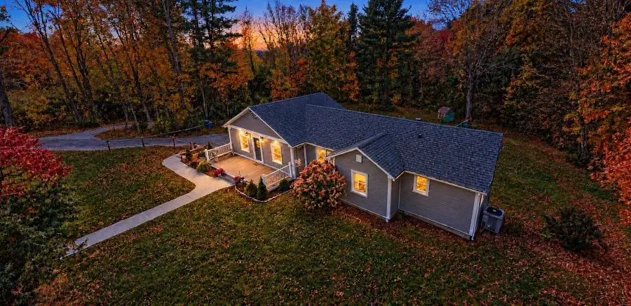 51 Warren Rd, Brimfield, MA 01010 - #3