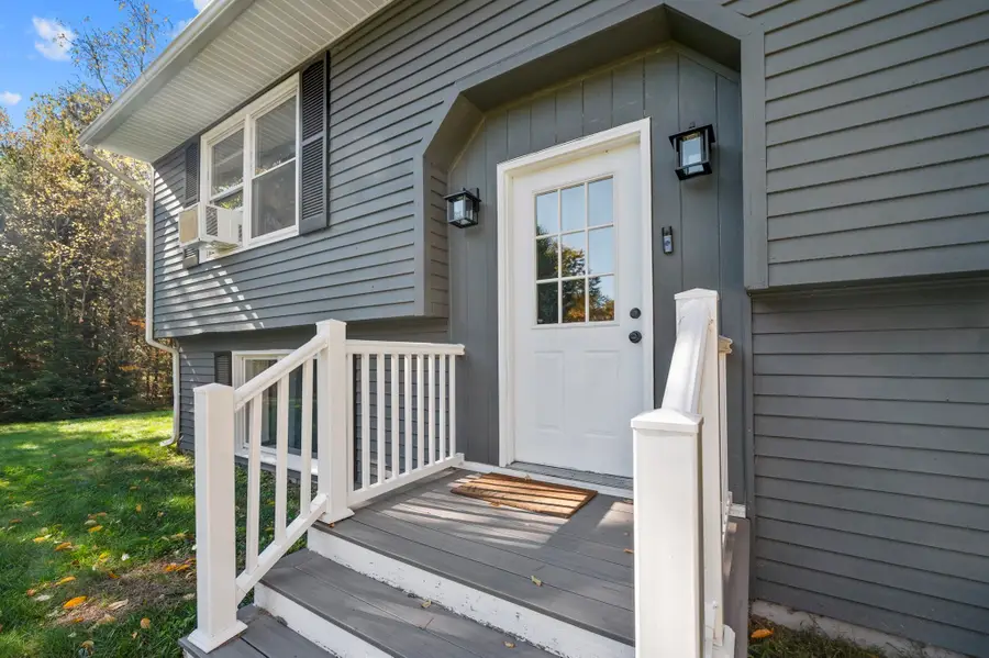 706 Brown St, Winchendon, MA 01475 - #3