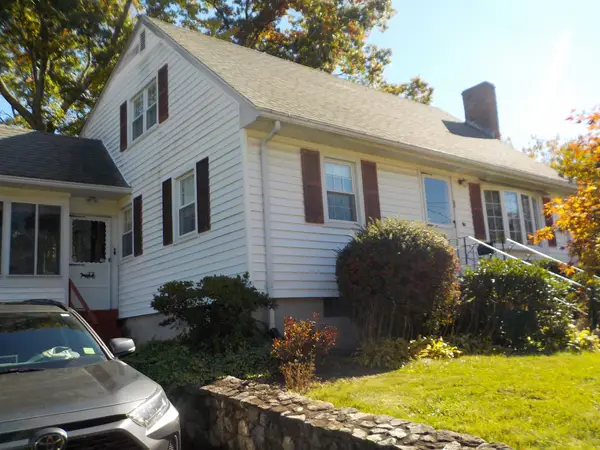 25 Valleyview, Bellingham, MA 02019