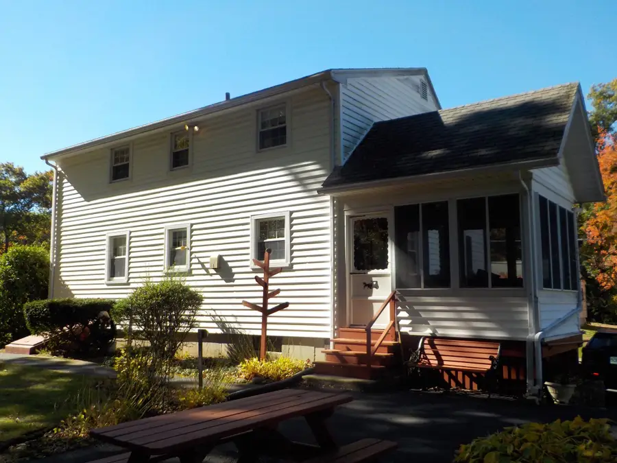 25 Valleyview, Bellingham, MA 02019 - #3