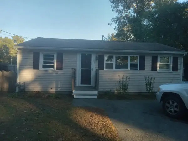 53 Plymouth Ave, Wareham, MA 02571
