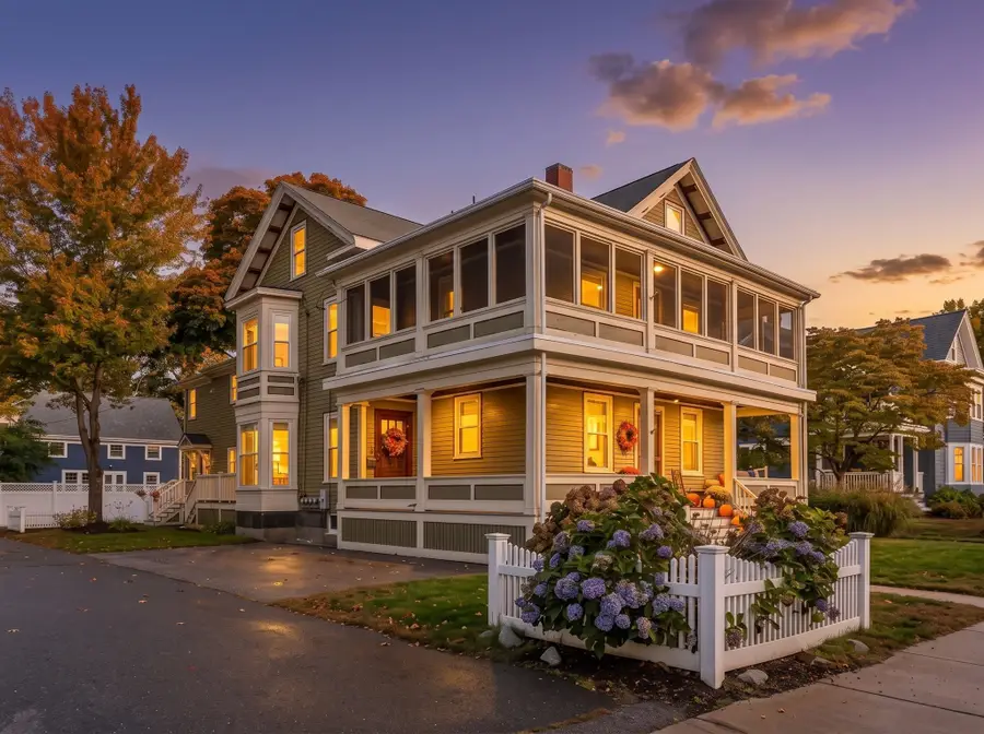 33 Vine St #2, Melrose, MA 02176 - #2