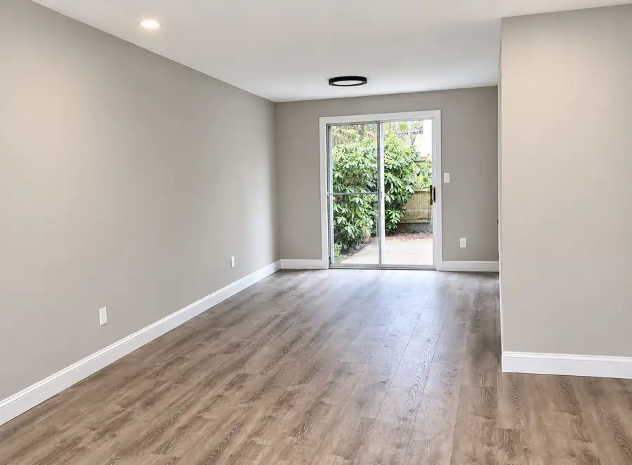 135 W Main St #26, Hyannis, MA 02601 - #2