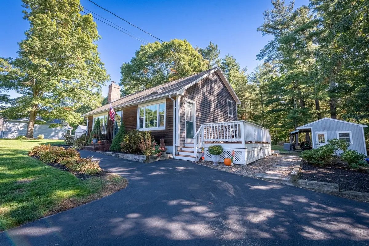 90 Codding Dr, Taunton, MA 02780 - #1