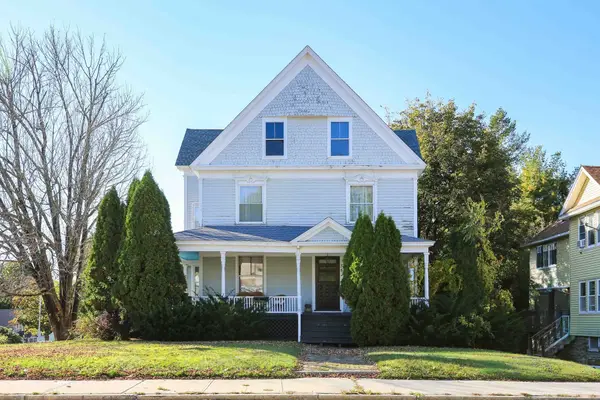 38 Burncoat St, Worcester, MA 01605