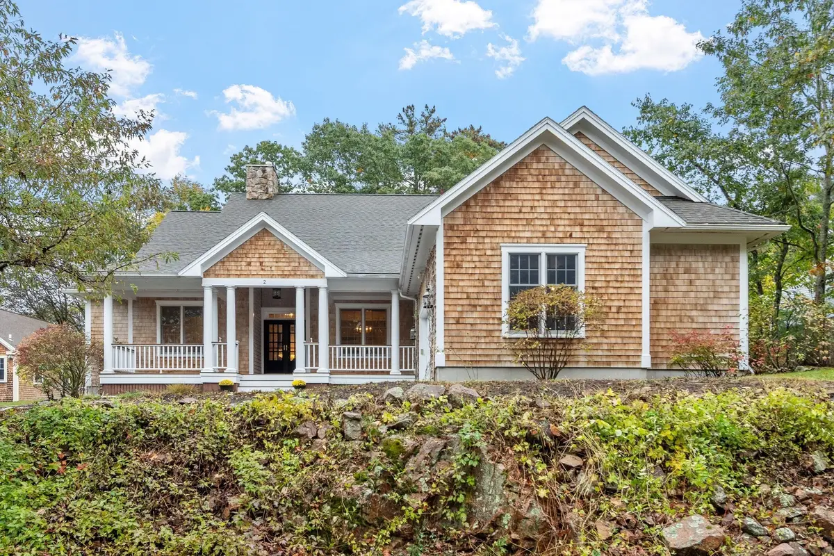 2 Greenbrier Rd,, Manchester, MA 01944 - #1