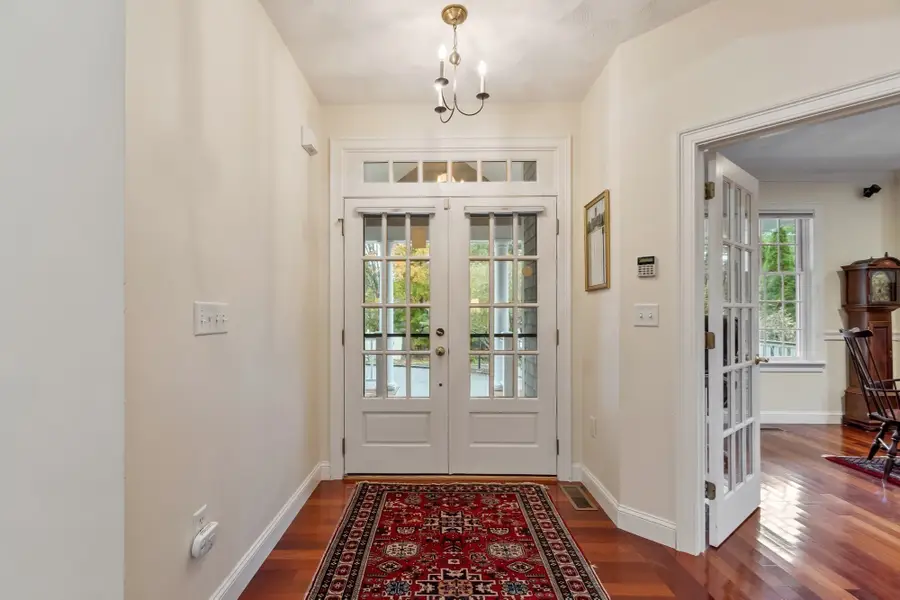 2 Greenbrier Rd,, Manchester, MA 01944 - #3