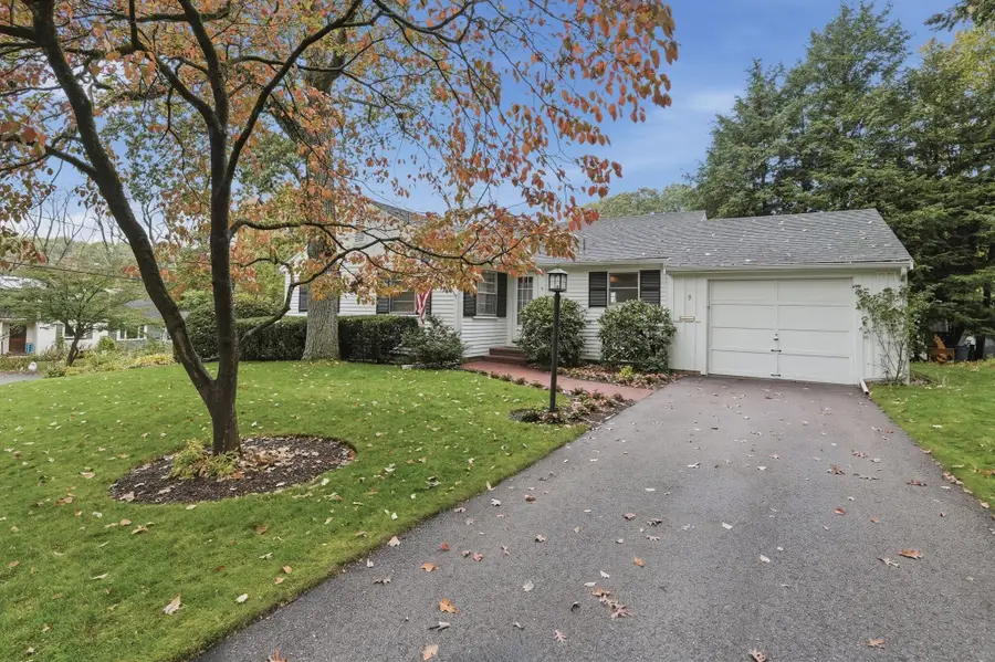 9 Beechwood Road, Ipswich, MA 01938 - #2