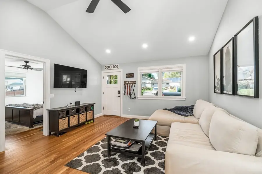 24 Jordan St., Beverly, MA 01915 - #2