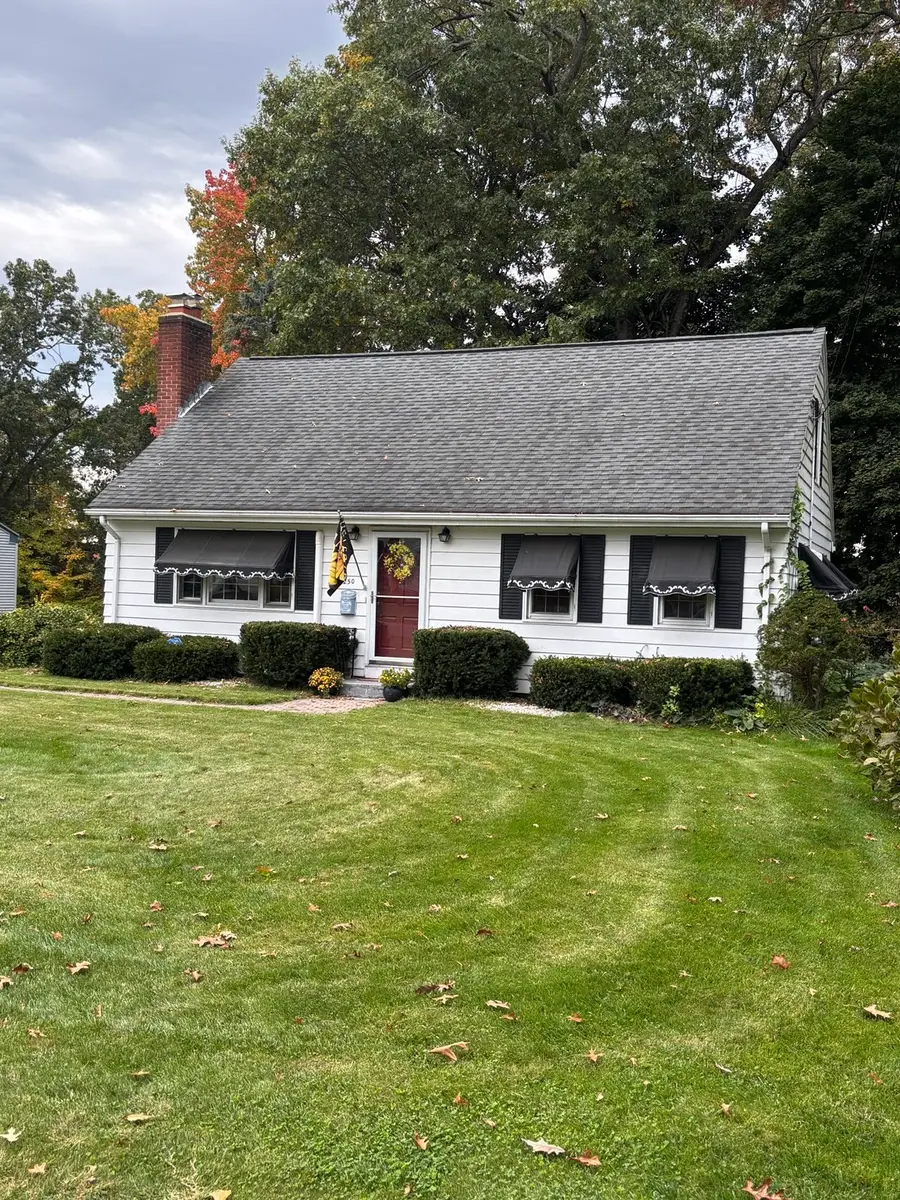 250 W Allen Ridge Rd, Springfield, MA 01118 - #2