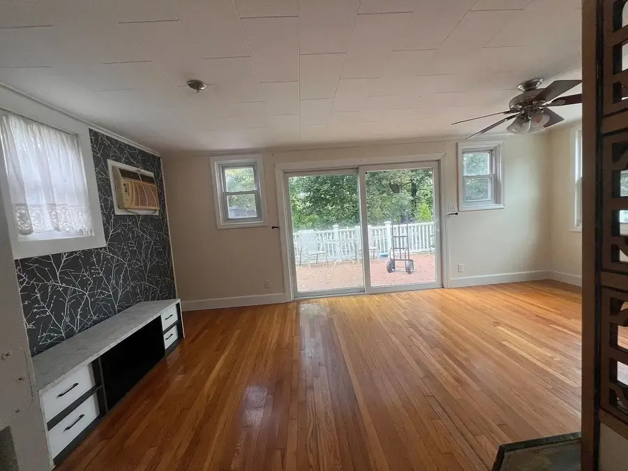 26 Riverview Cir, Wayland, MA 01778 - #3