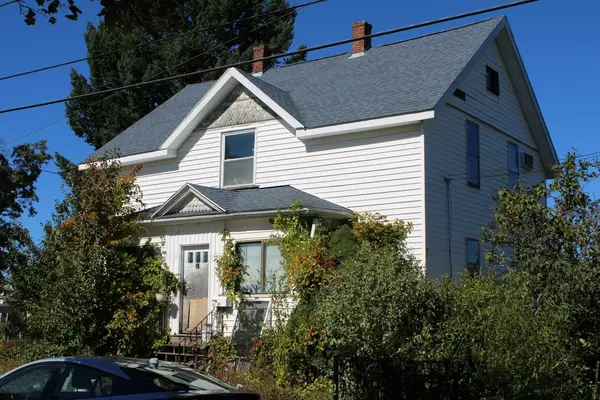 42 Holman St, Attleboro, MA 02703
