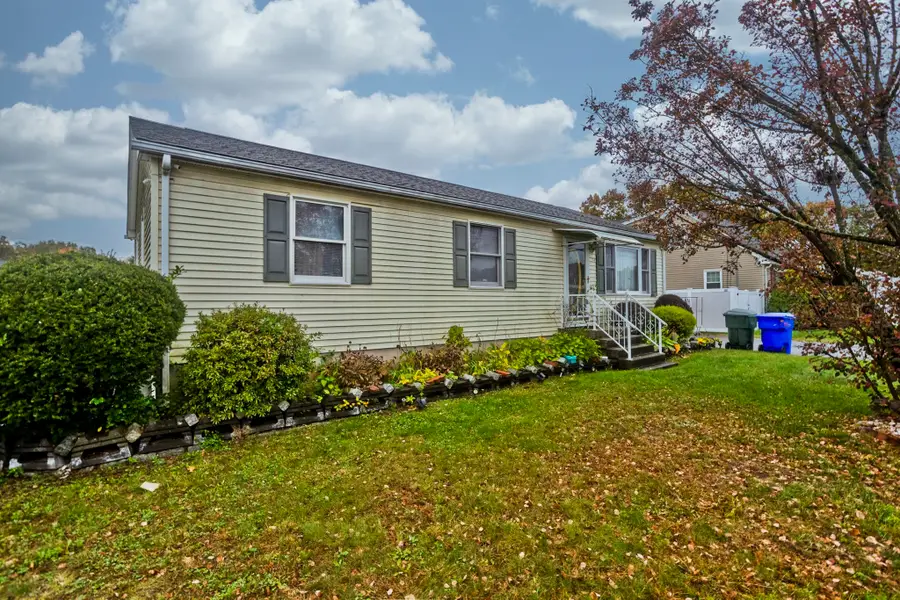 274 Gilbert Ave, Springfield, MA 01119 - #2