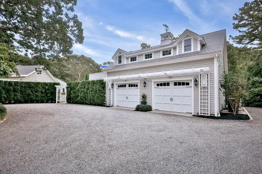6 Hollow Way, Edgartown, MA 02539 - #3