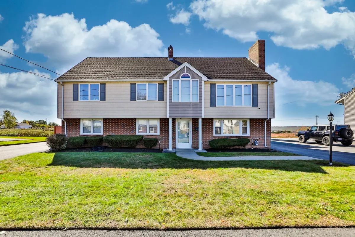 25 Venice Ave, Saugus, MA 01906 - #1