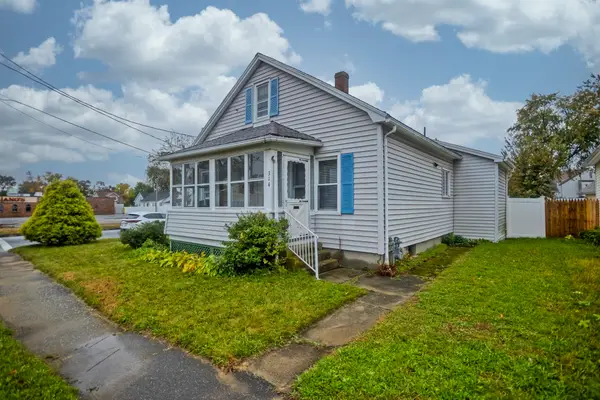 314 Carew St, Chicopee, MA 01020
