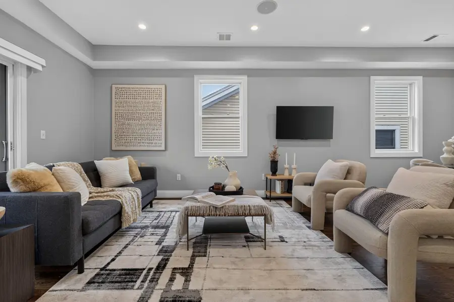7 Langford Park #2, Boston, MA 02119 - #3