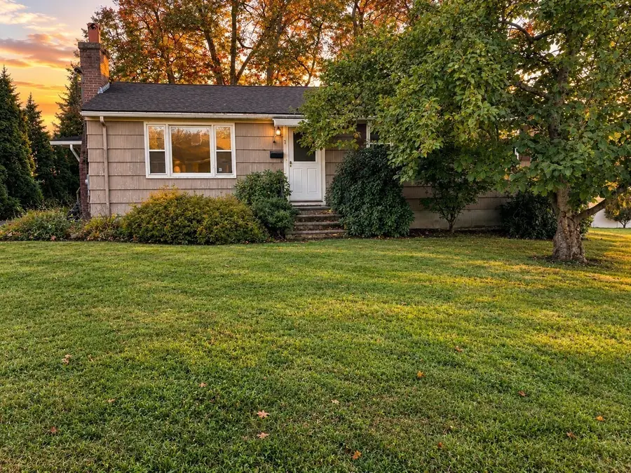 11 Terrence Avenue, Clinton, MA 01510 - #3