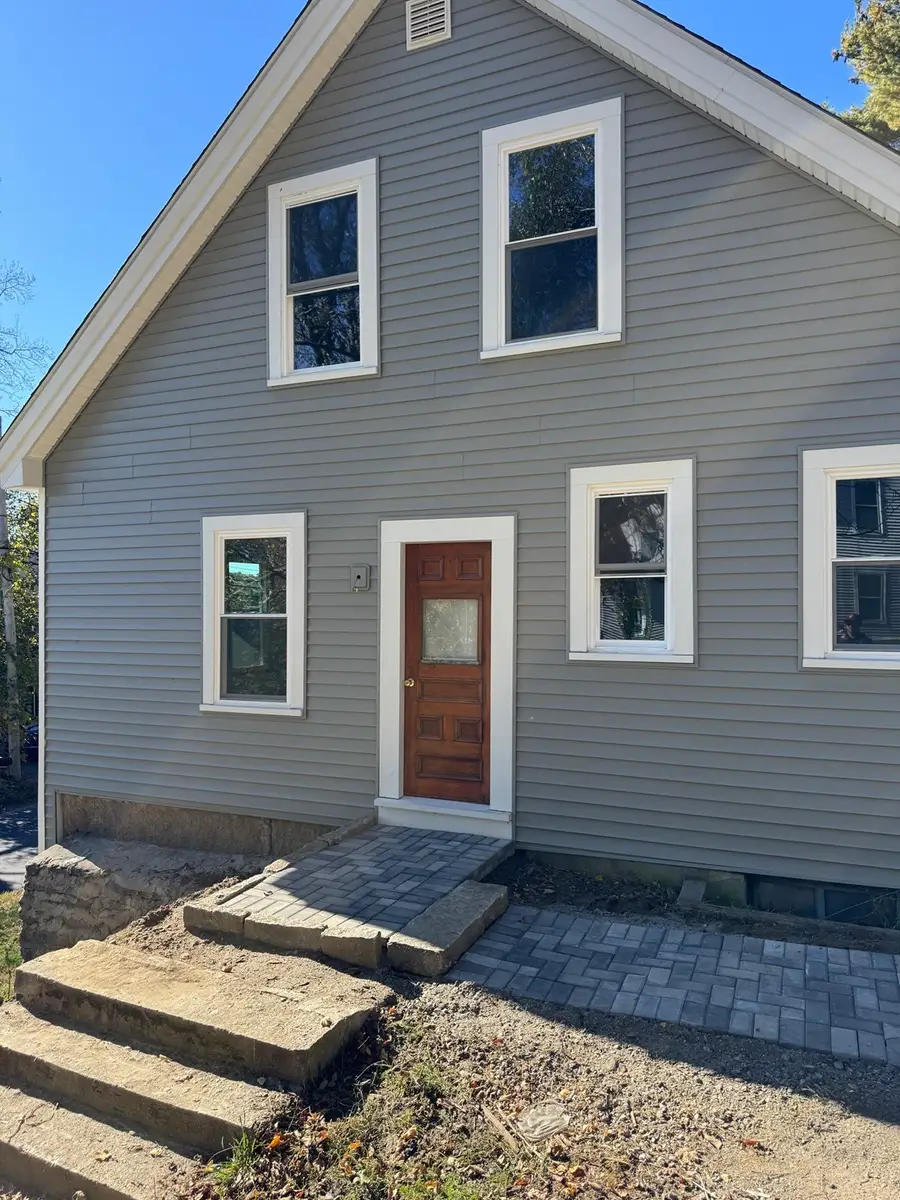 29 Lincoln St, Millville, MA 01529 - #3