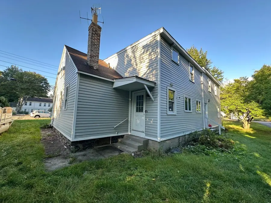 1495 Grafton Rd, Millbury, MA 01527 - #3