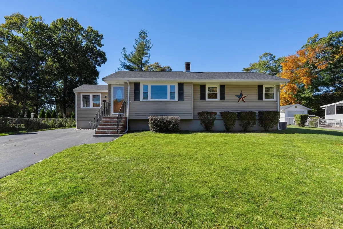 28 Eames Ave, Brockton, MA 02302 - #1