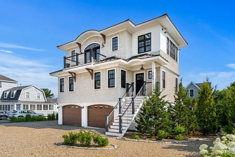 245 Northern Boulevard, Newburyport, MA 01950 - #2