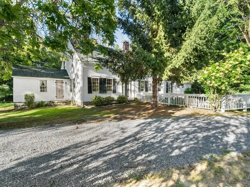 1015 Hortonville Rd, Swansea, MA 02777 - #1