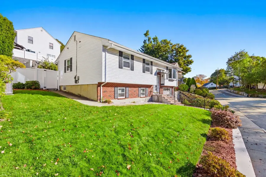 214 Gaston St, Medford, MA 02155 - #3