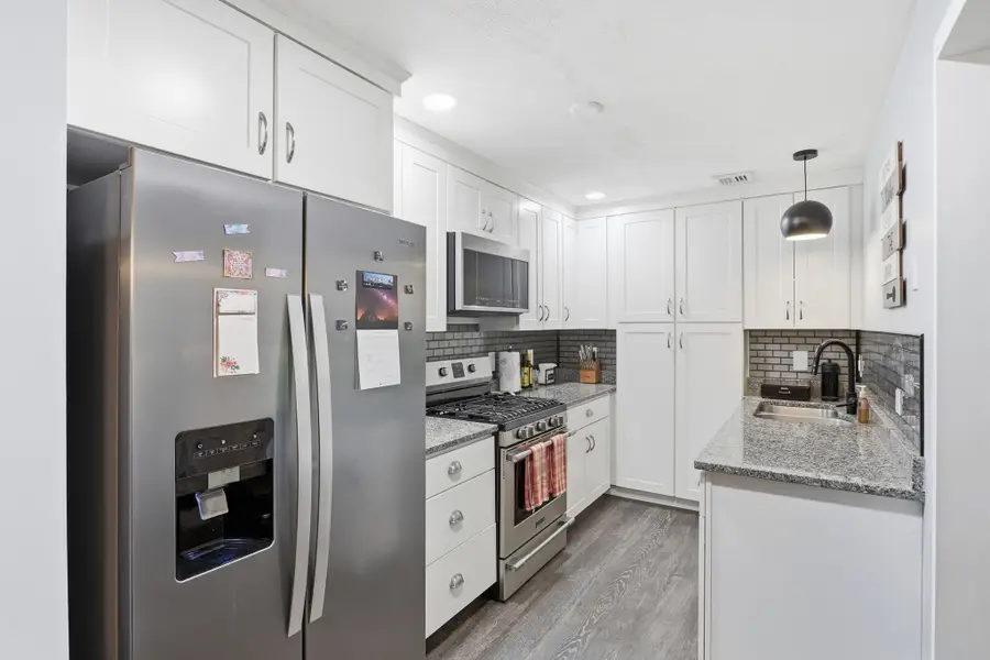 10 Village Ln #15, Tyngsborough, MA 01879 - #3
