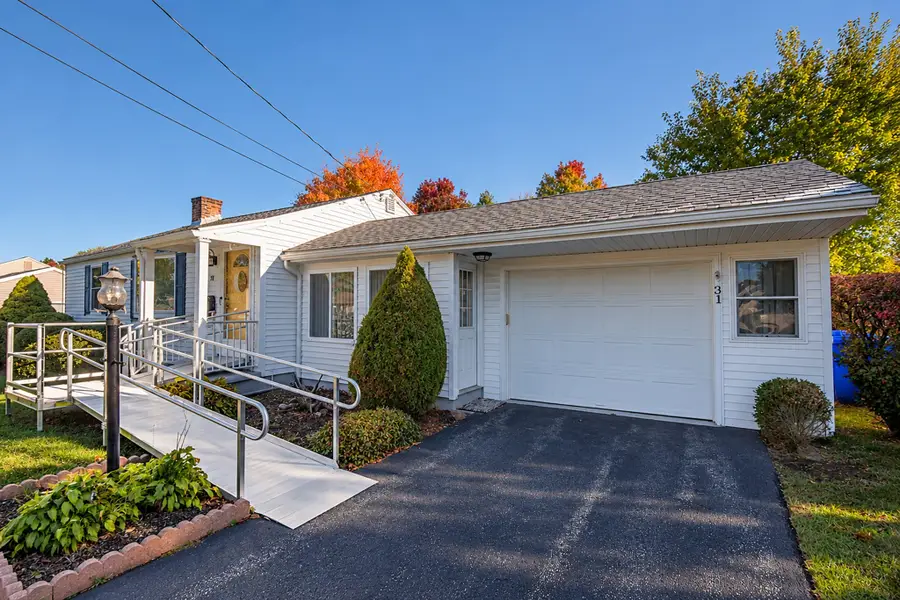 31 Rita Street, Springfield, MA 01118 - #3