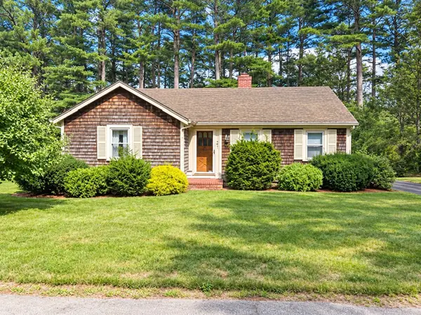 5 Bay Path, Kingston, MA 02364