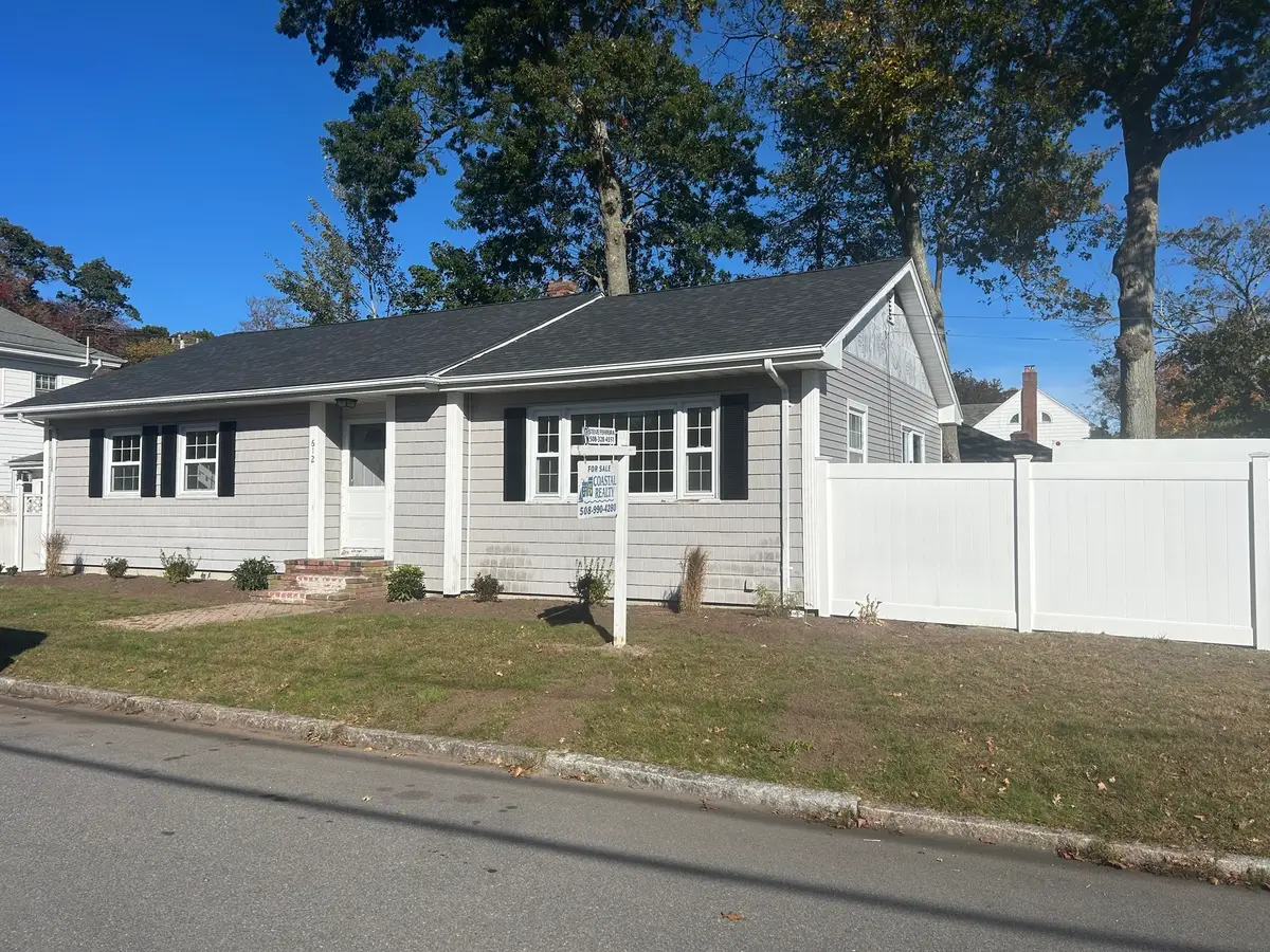 612 Whittier St, New Bedford, MA 02740 - #1