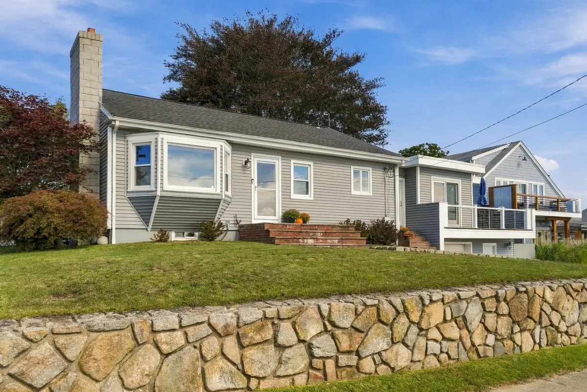 31 Hudson St, New Bedford, MA 02744 - #1