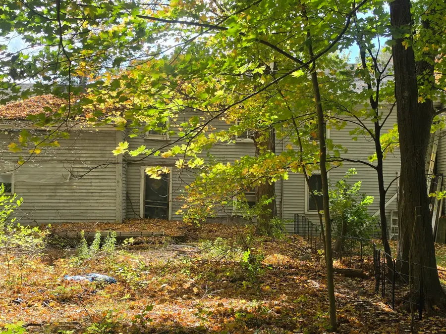 221 Great Rd, Stow, MA 01775 - #3