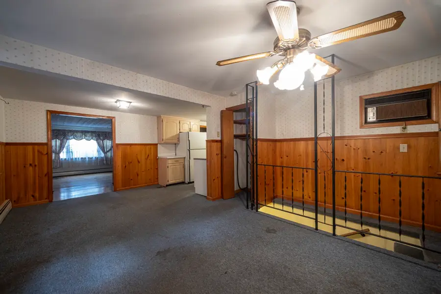 18 Lanen Ave, Groveland, MA 01834 - #3