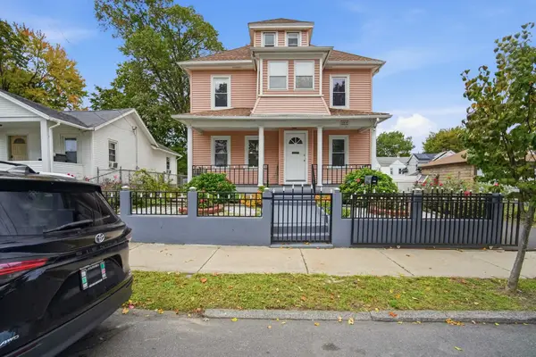 98 Bristol Street, Springfield, MA 01109