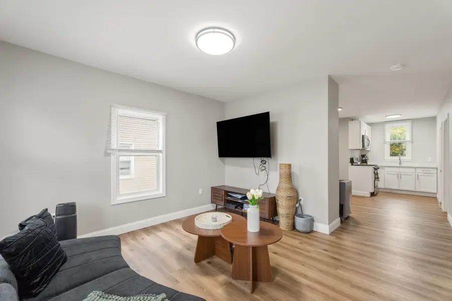 207 Belleville Ave, New Bedford, MA 02746 - #3