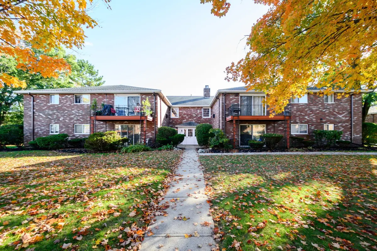 37 Fountain Ln #14, Weymouth, MA 02190 - #1