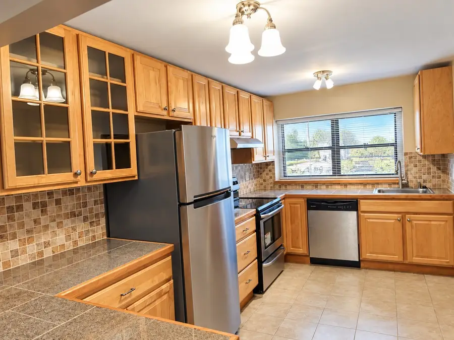 107 Nahant St #B107-2, Lynn, MA 01902 - #3