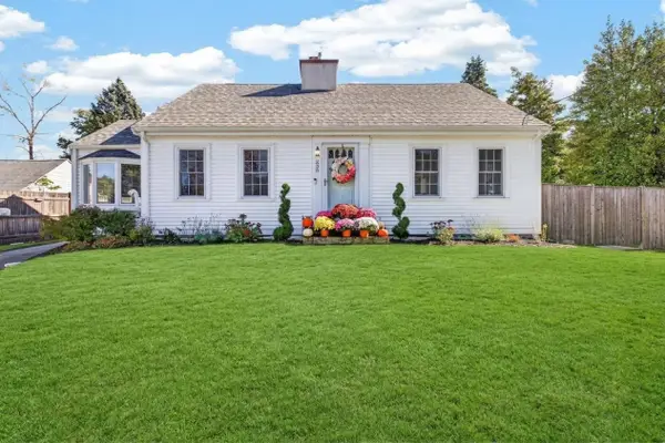 238 Liberty St, Braintree, MA 02184