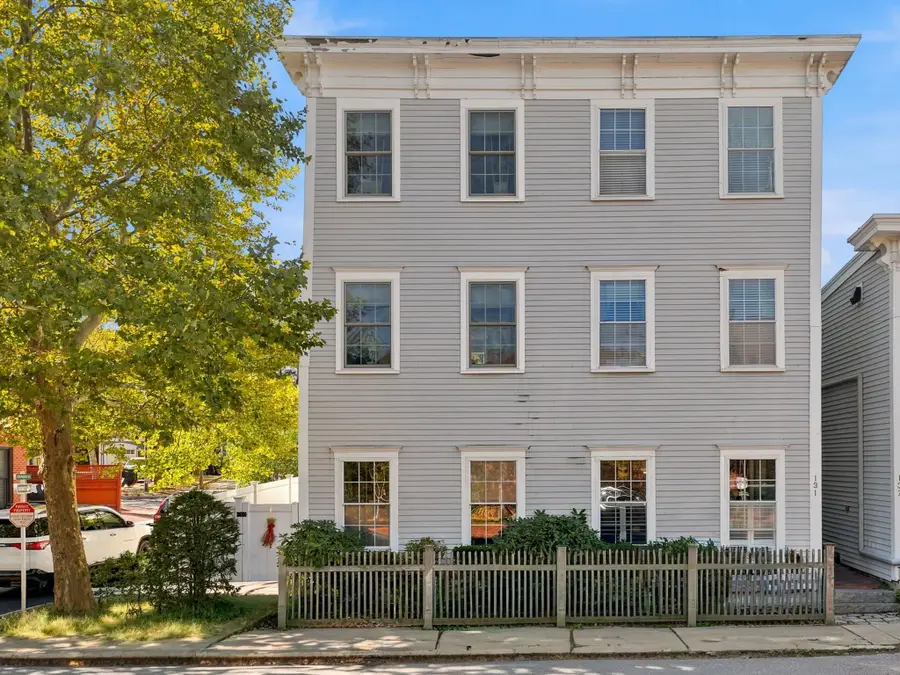 131 Merrimac St #1, Newburyport, MA 01950 - #2