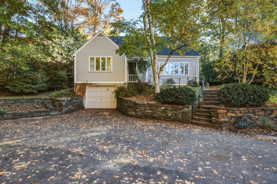 31 Langworthy Rd, Northampton, MA 01060 - #2