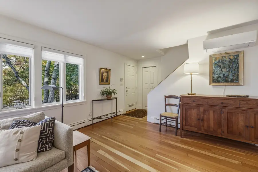 31 Langworthy Rd, Northampton, MA 01060 - #3